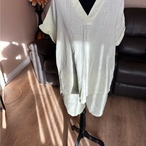 Wonderly Light Cream Textured Tunic